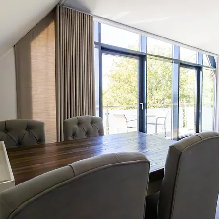 Apartment Maleens Knoll 3